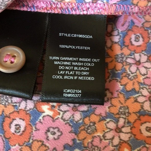 Sanctuary Blouse short sleeves pink orange purple floral Size L. NWOT - Picture 7 of 7